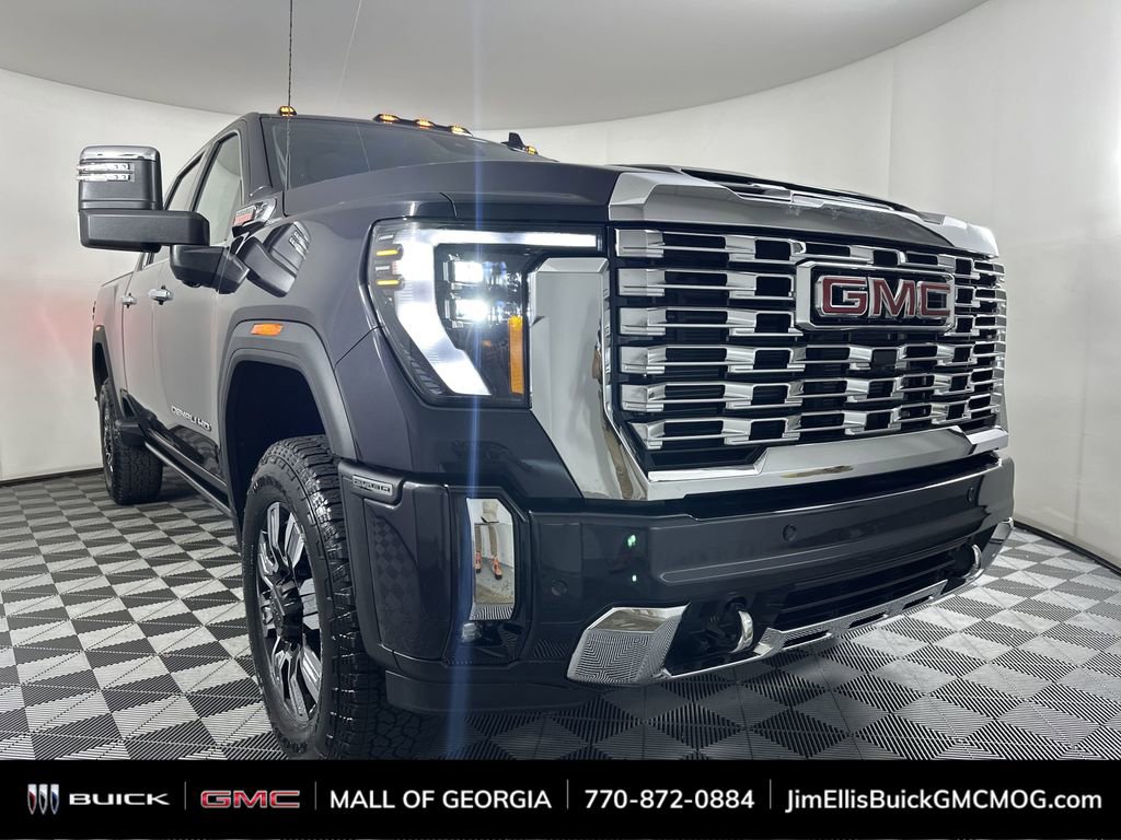 2025 GMC Sierra 2500HD Denali's photo