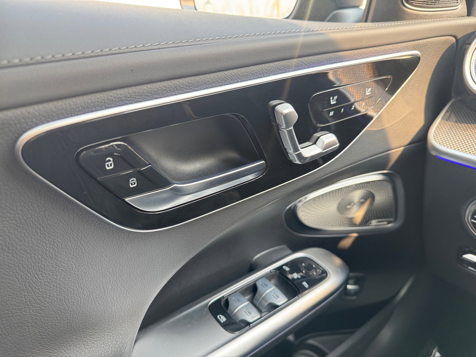 2025 Mercedes Benz C 300 4MATIC Sedan photo 18