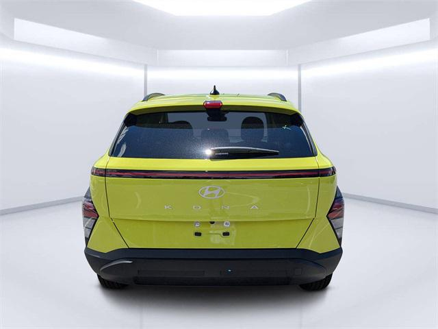 2025 Hyundai Kona SEL photo 4