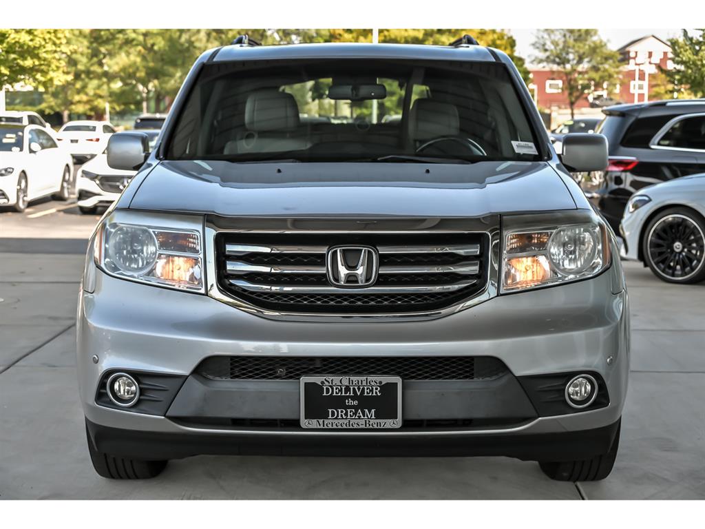 Used 2015 Honda Pilot Touring with VIN 5FNYF4H96FB041013 for sale in St. Charles, IL