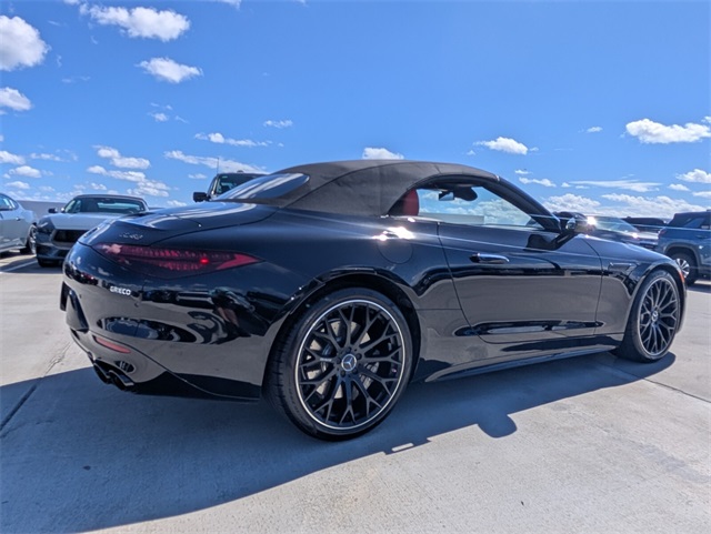 Used 2024 Obsidian Black Metallic Mercedes-Benz SL 43 AMG® image 13