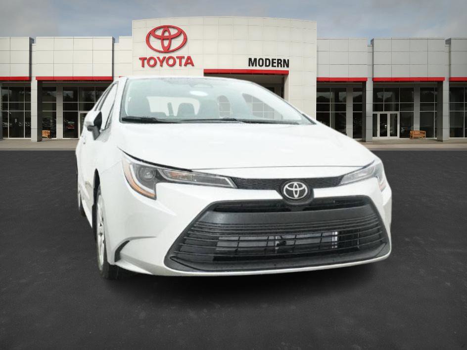 2025 Toyota Corolla LE photo 32