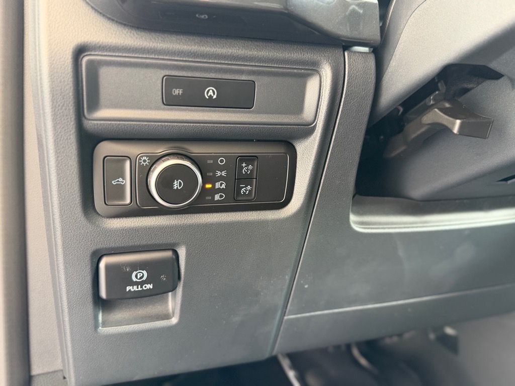 2025 Ford F-150 STX photo 7
