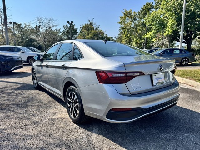 2024 Volkswagen Jetta S photo 3