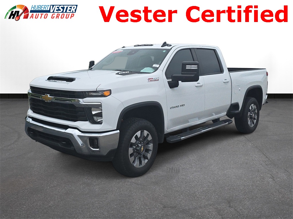 2024 Chevrolet Silverado 2500HD LT photo 2