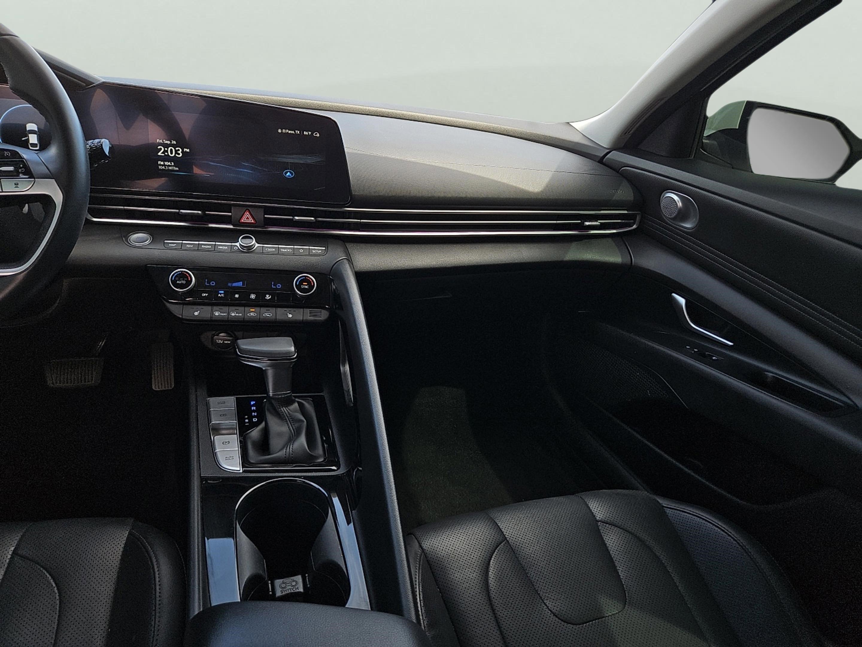 2023 Hyundai Elantra Limited photo 12