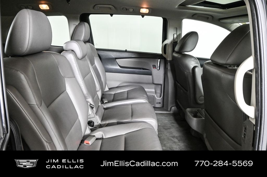 2016 Honda Odyssey EX-L photo 19