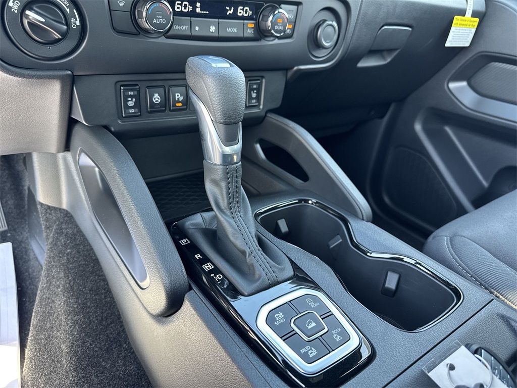 2026 Nissan Frontier SV photo 20