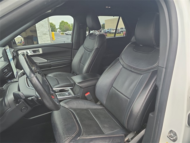 2020 Ford Explorer ST photo 15