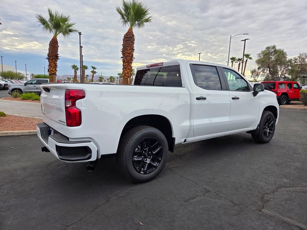 2026 Chevrolet Silverado 1500 Custom photo 4