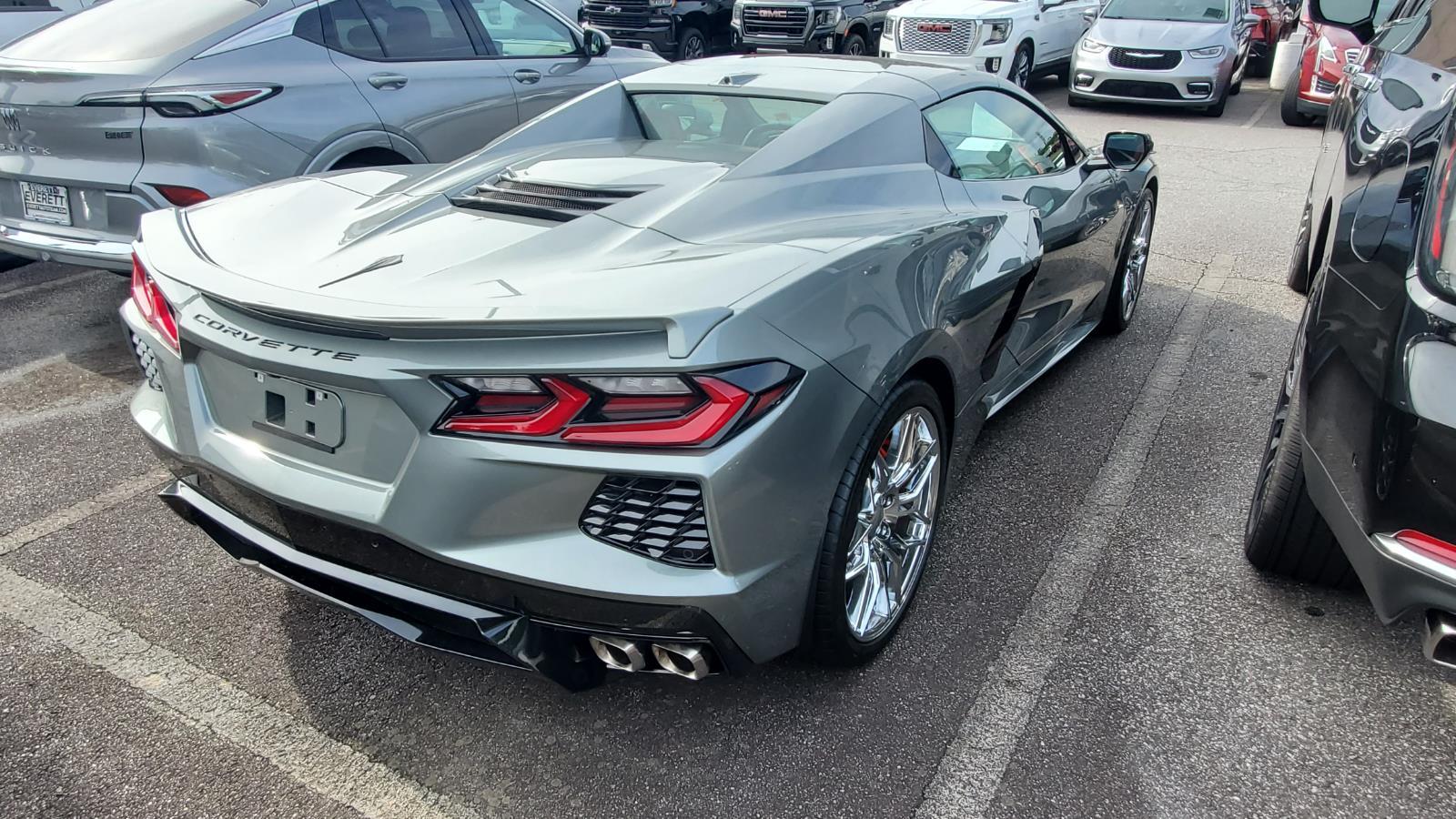 2023 Chevrolet Corvette Stingray 2LT photo 9