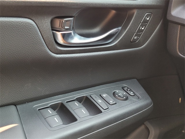 2026 Honda CR-V Hybrid Sport-L photo 18