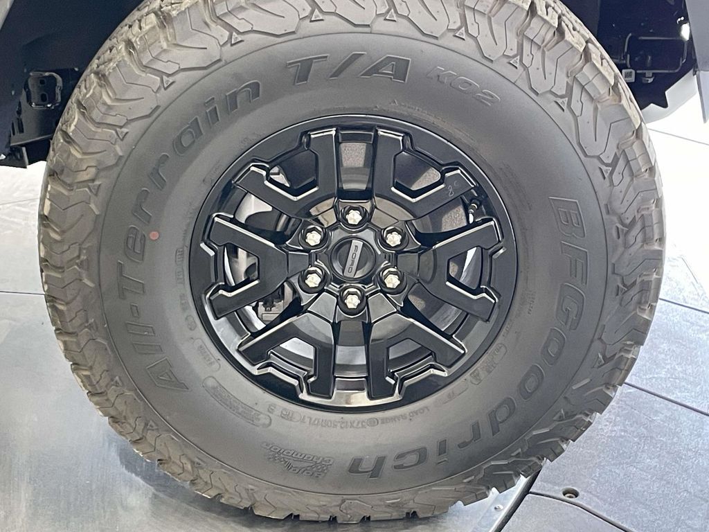 2025 Ford Bronco Raptor photo 13