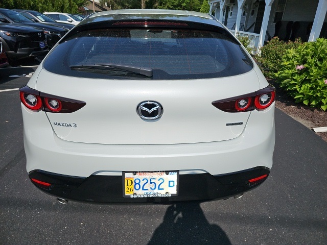 2025 Mazda Mazda3 Hatchback 2.5 Select Sport photo 4