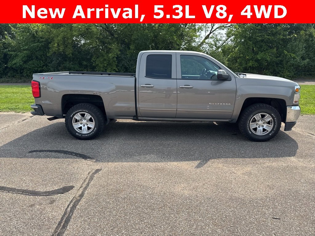 2017 Chevrolet Silverado 1500 LT photo 8