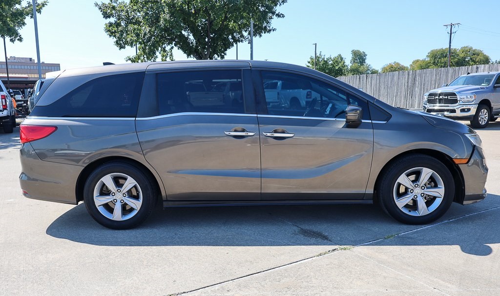 2018 Honda Odyssey EX-L photo 2