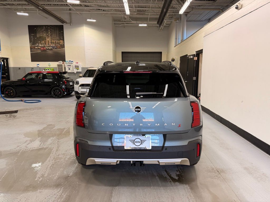 2026 Mini Countryman S ALL4 Iconic photo 4