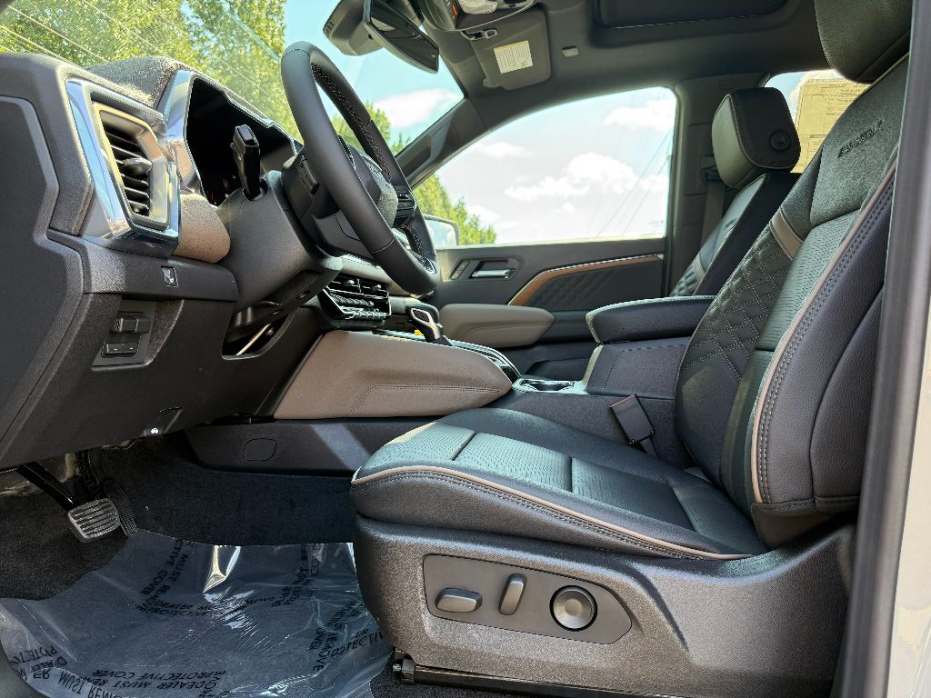 2026 Gmc Canyon Denali photo 20