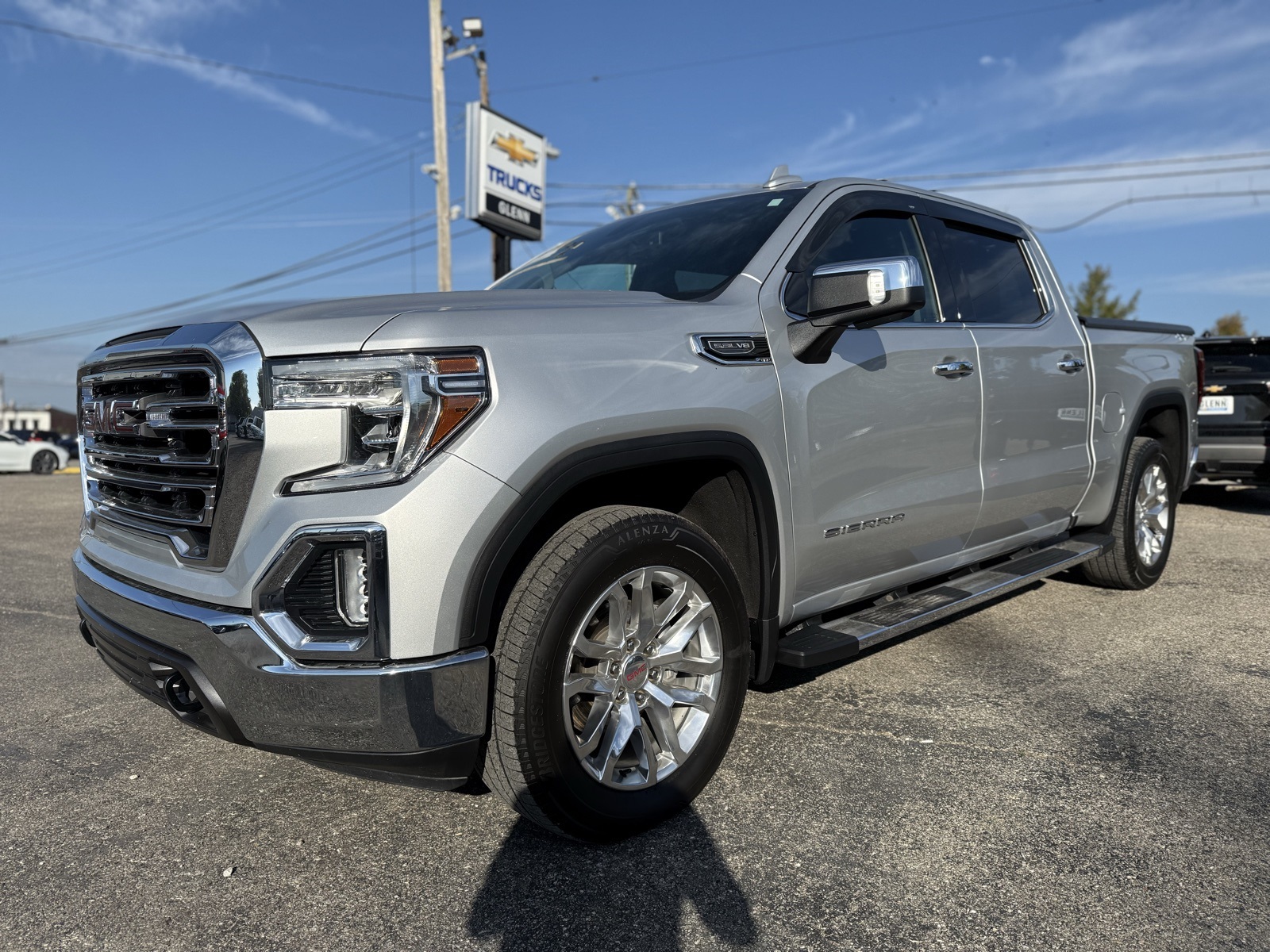 2020 Gmc Sierra 1500 SLT photo 2