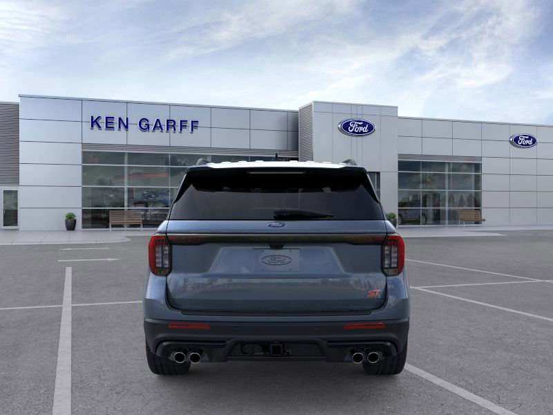 2025 Ford Explorer ST photo 4