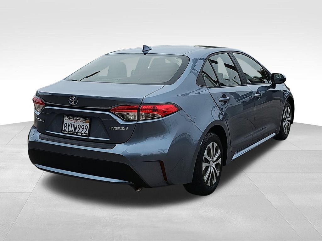 2022 Toyota Corolla Hybrid LE photo 3