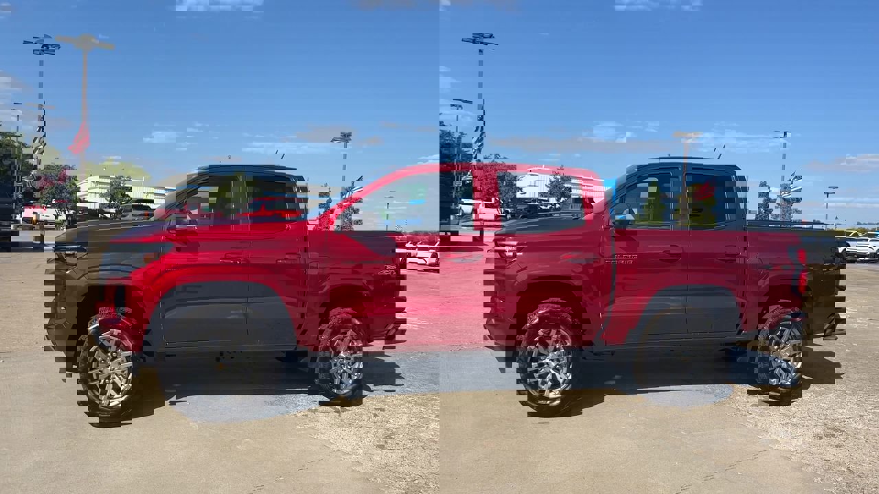 2026 Chevrolet Colorado LT photo 5
