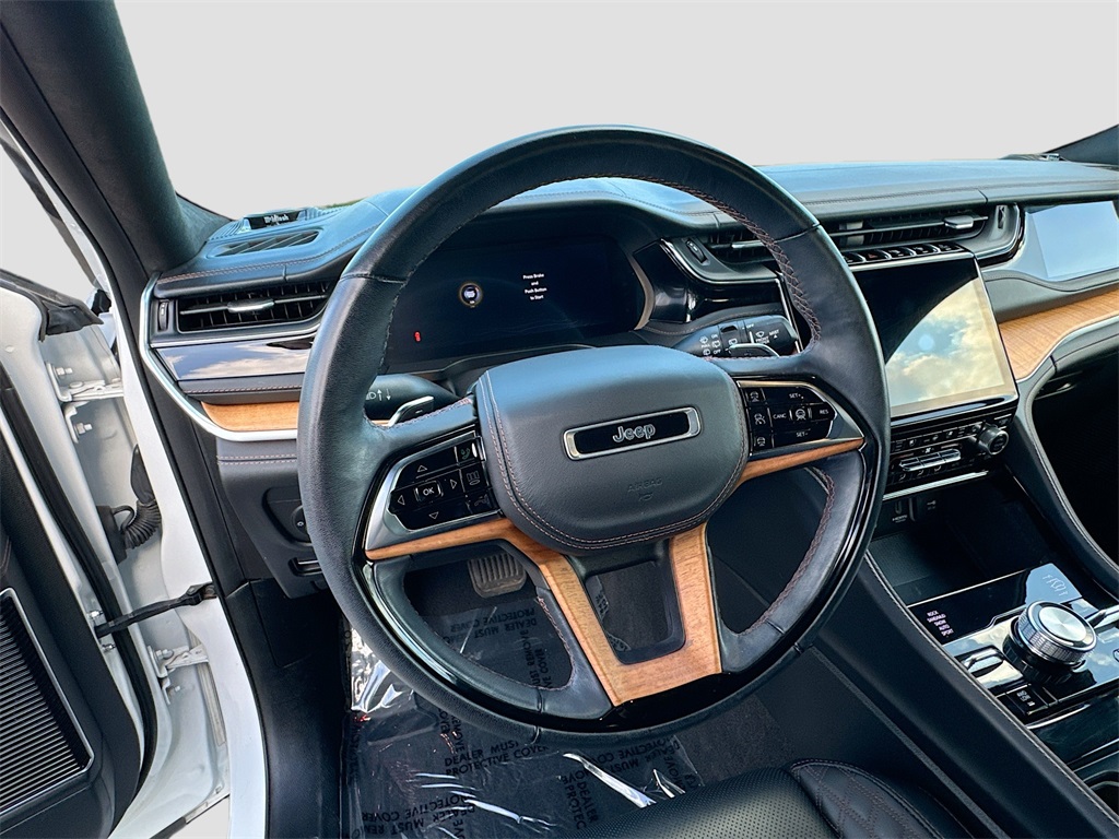2022 Jeep Grand Cherokee Summit photo 7