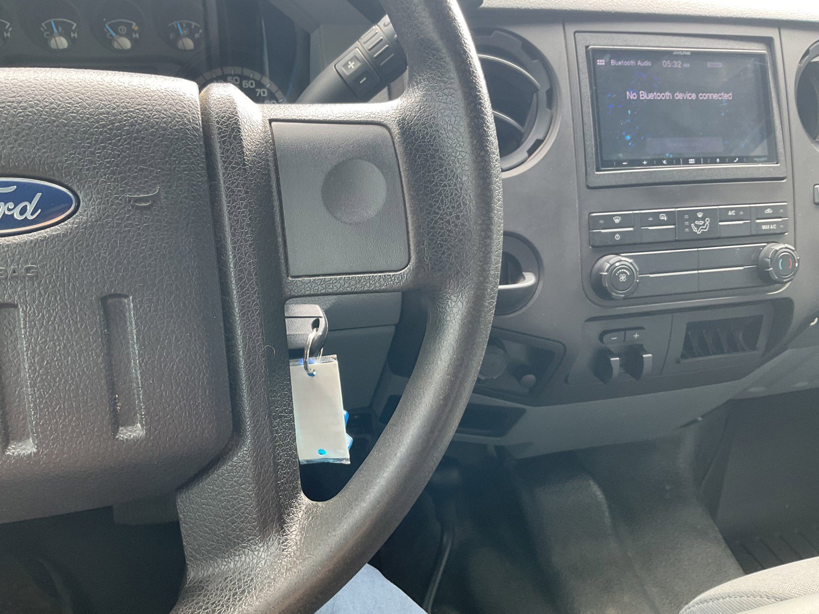 2016 Ford F-250 photo 25