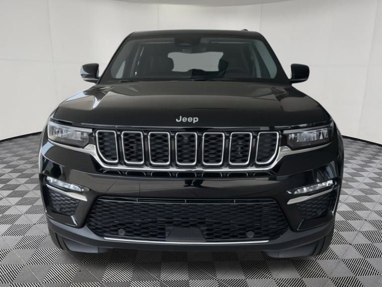 2023 Jeep Cherokee Base photo 3