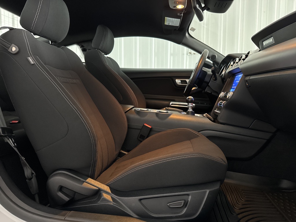 2023 Ford Mustang GT photo 28