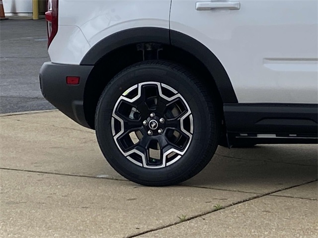 2025 Ford Bronco Sport Outer Banks photo 3
