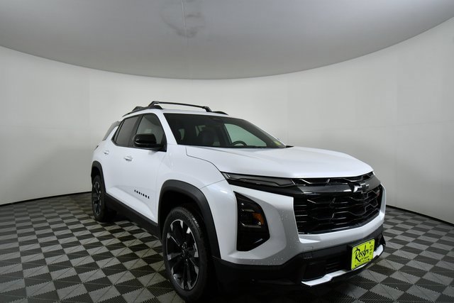 2026 Chevrolet Equinox RS photo 2