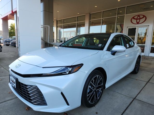 2026 Toyota Camry XLE photo 4