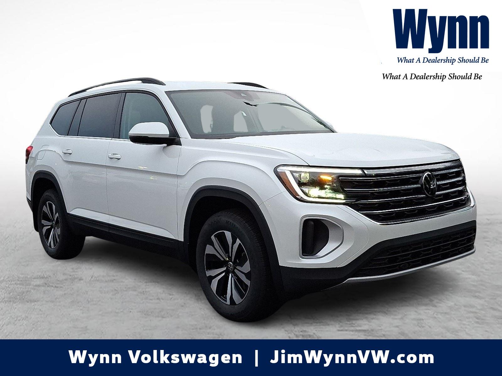2026 Volkswagen Atlas SE's photo