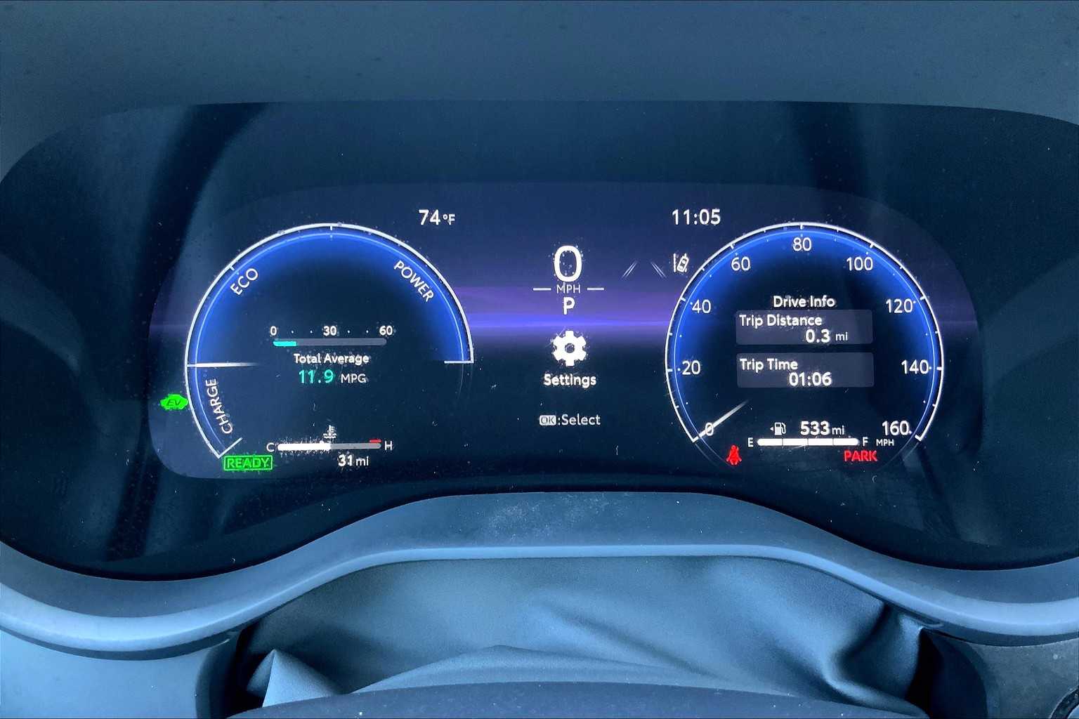 2025 Toyota Sienna Woodland Edition photo 22