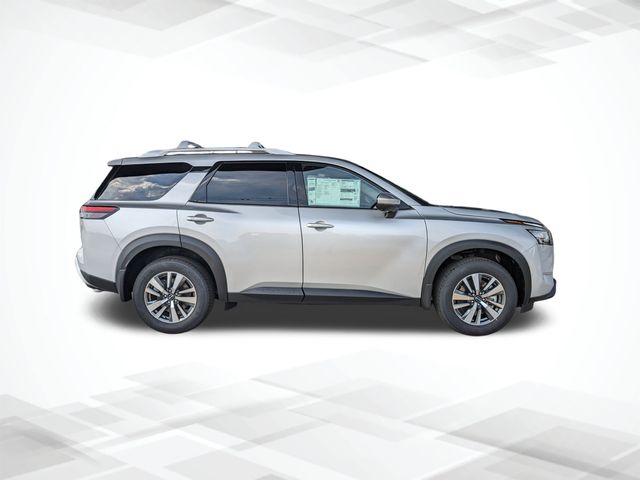 2025 Nissan Pathfinder SL photo 3