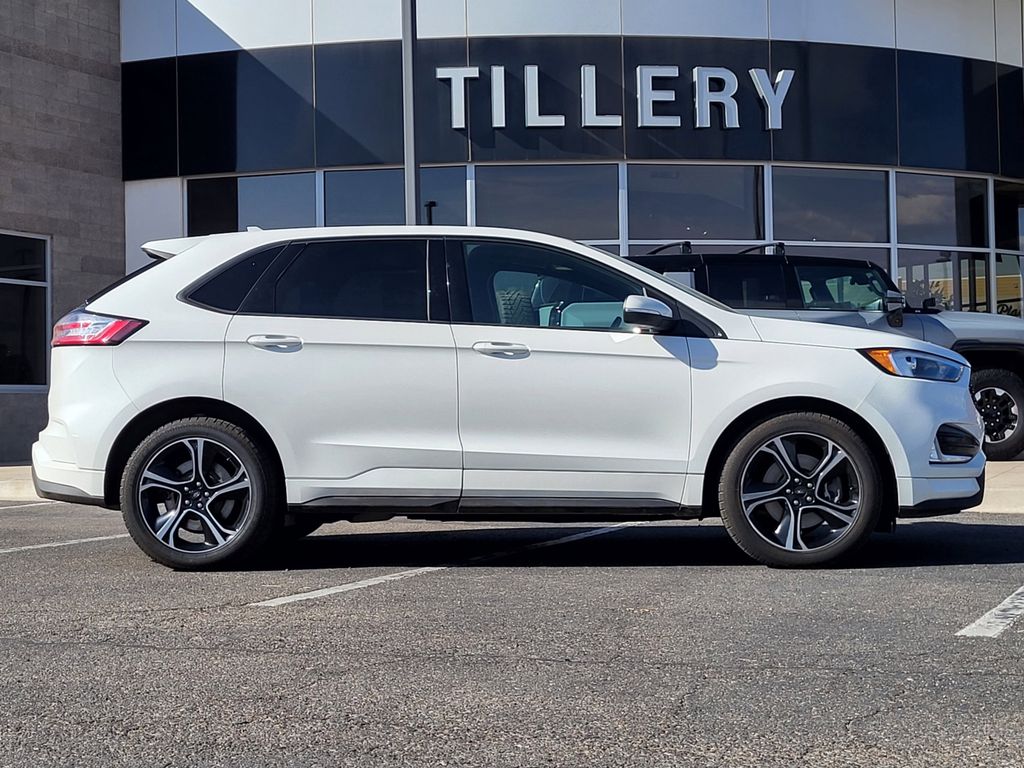 2020 Ford Edge ST