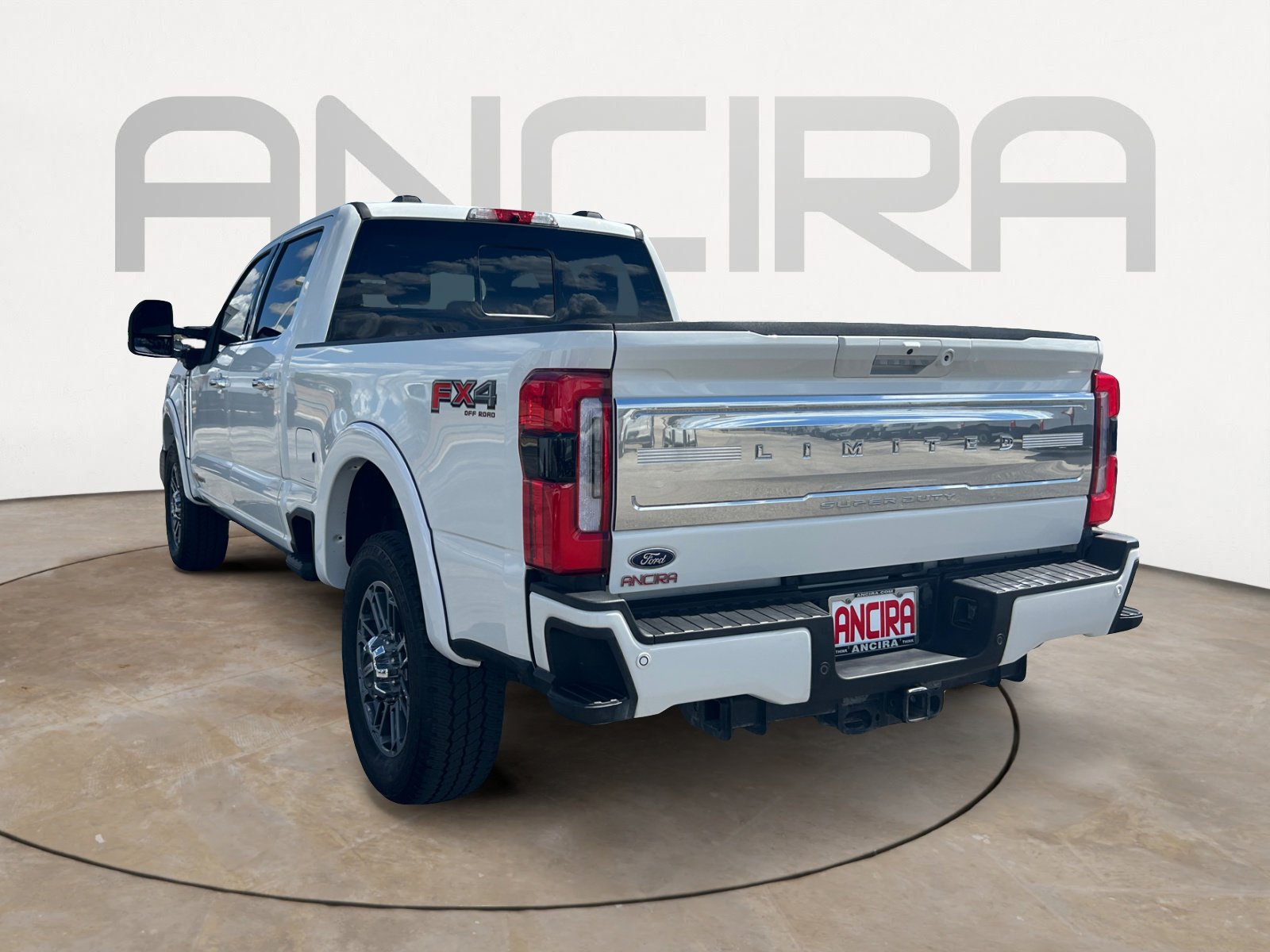 2023 Ford F-250 Limited photo 4