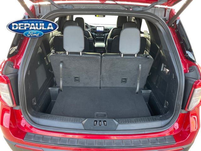 2022 Ford Explorer ST-Line photo 4