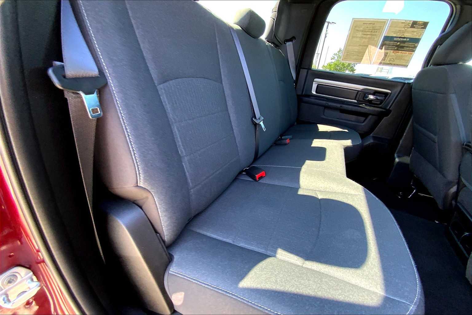 2024 Ram 1500 Classic Warlock photo 18