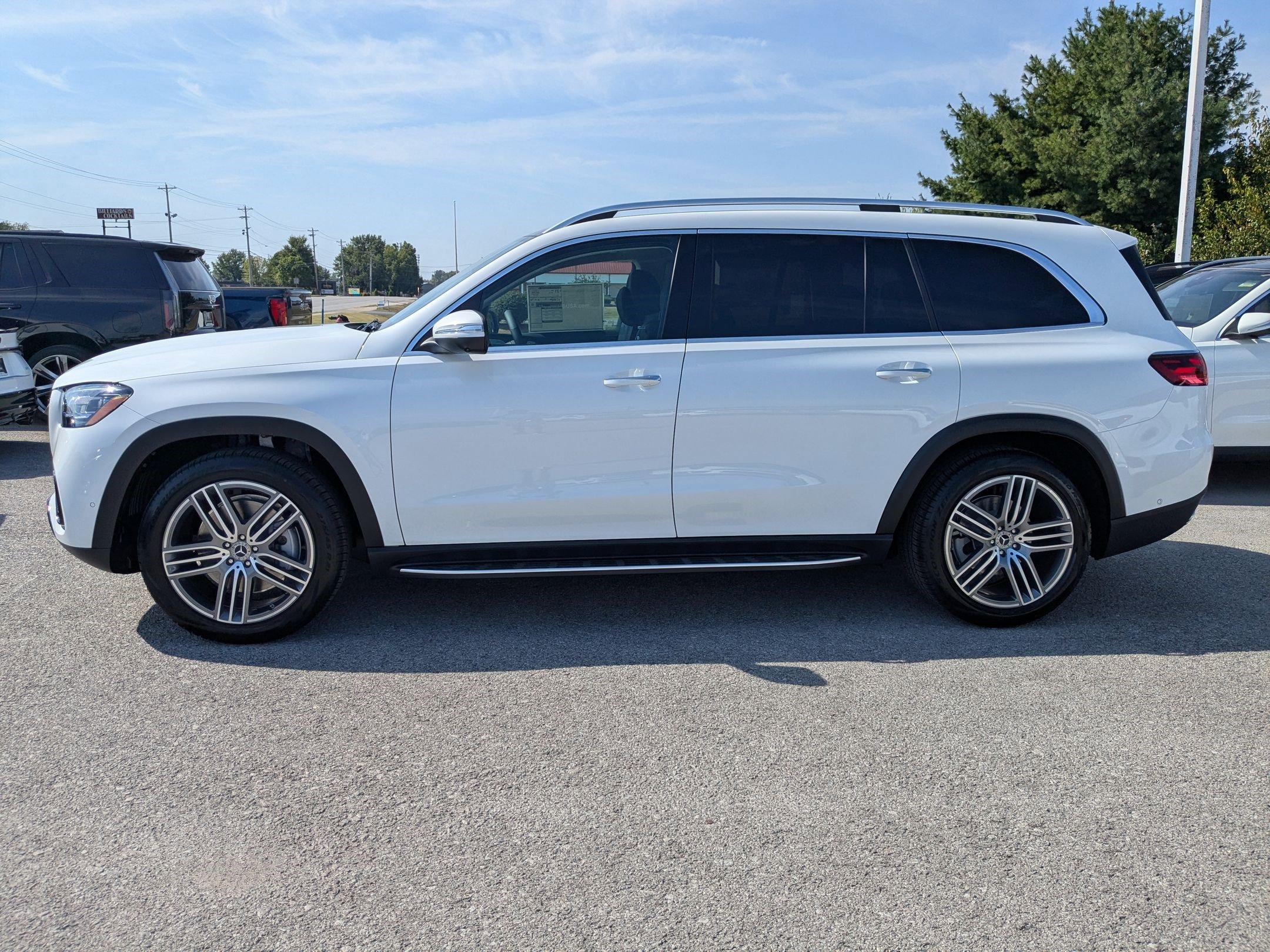 2026 Mercedes Benz GLS 450 4MATIC photo 8