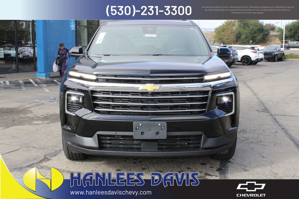 2025 Chevrolet Traverse photo 4