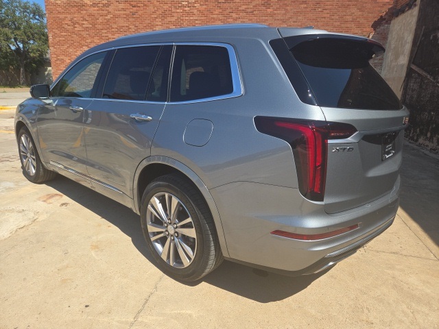 2025 Cadillac XT6 Premium Luxury photo 5
