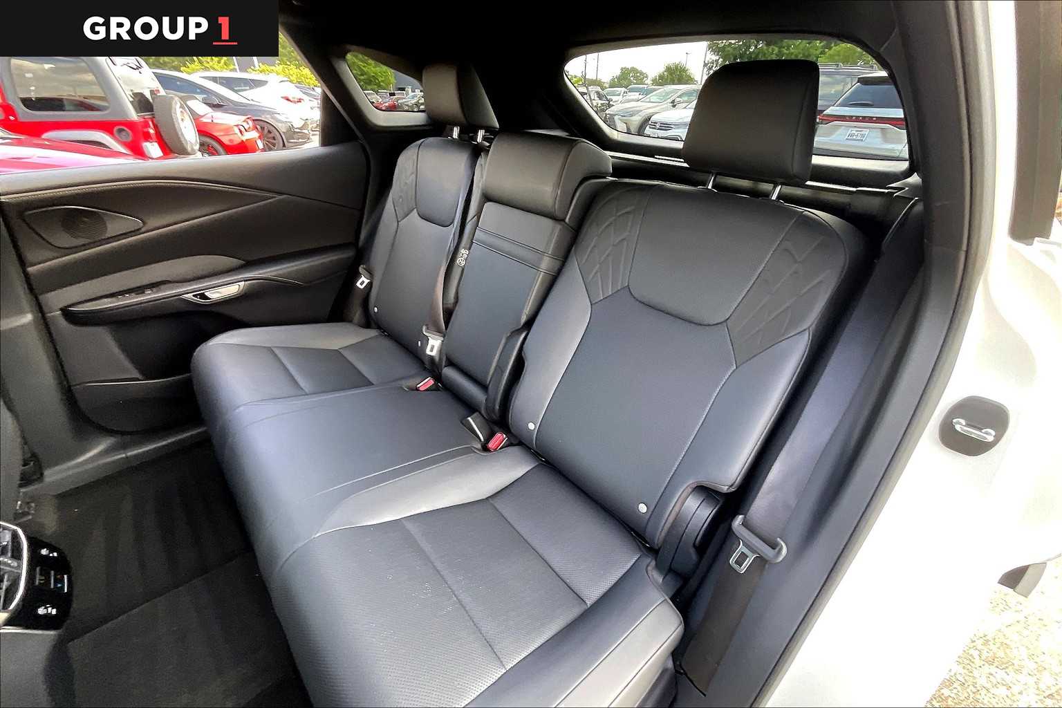 2024 Lexus RX Premium photo 18