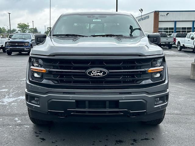 2025 Ford F-150 XLT photo 16