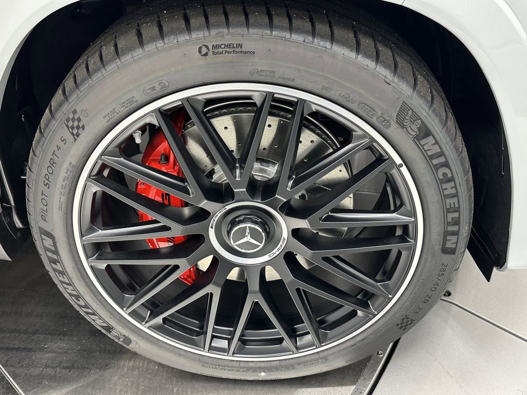 2026 Mercedes Benz GLS AMG 63 4MATIC photo 13