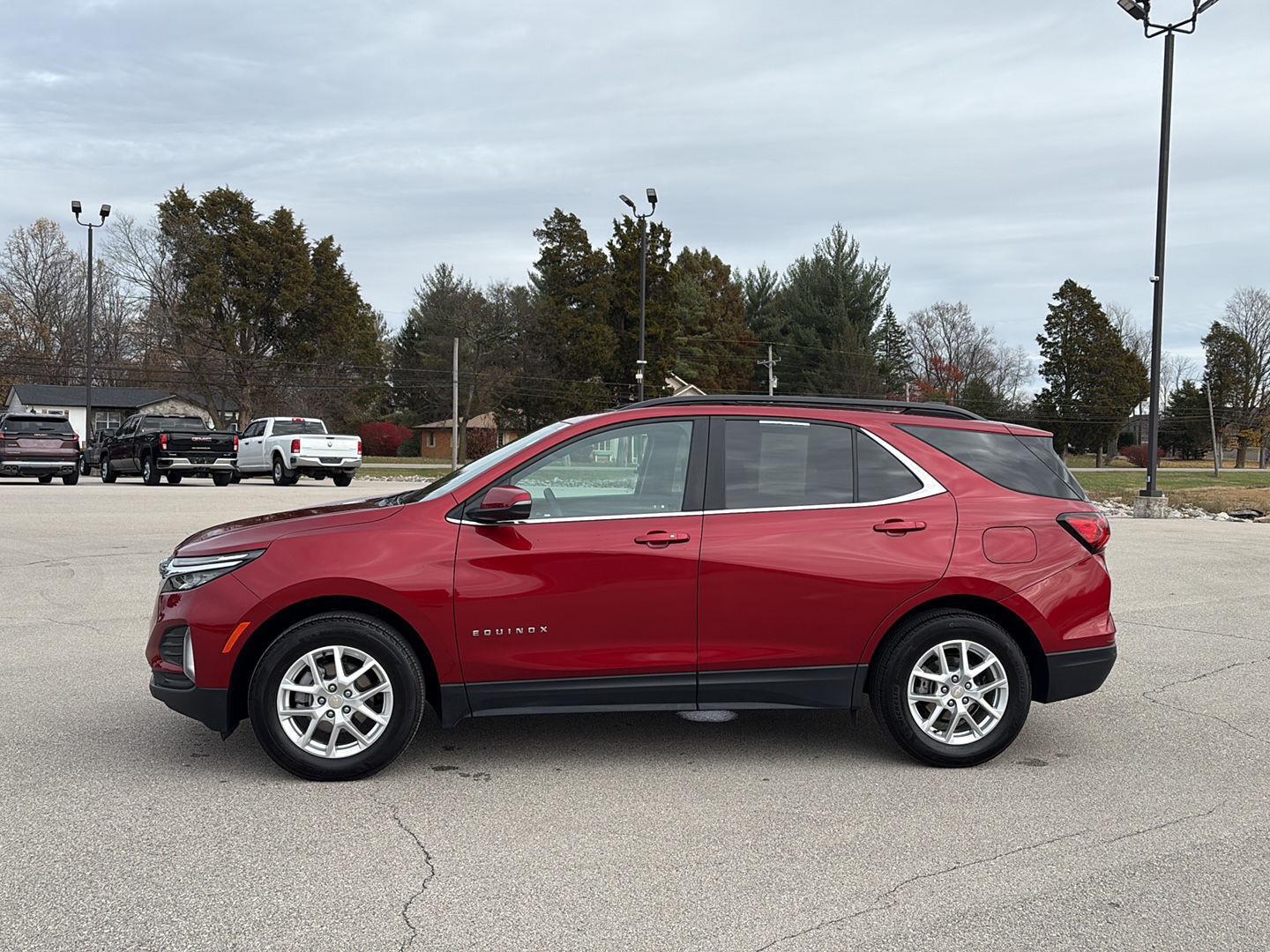 2023 Chevrolet Equinox LT photo 3