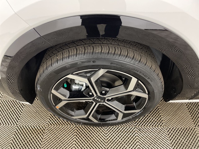 2025 Kia Niro EX Touring photo 12