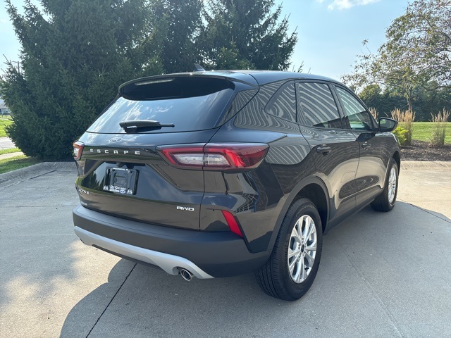 2025 Ford Escape Active photo 4