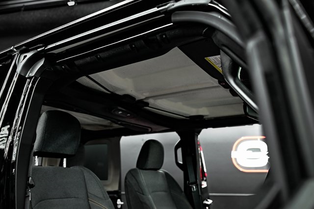 2025 Jeep Wrangler Sport S photo 17